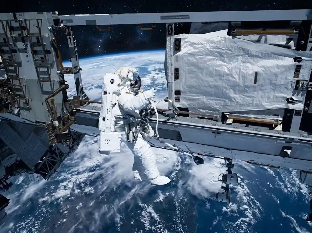 ลูกเรือ ISS ซ้อมเดินอวกาศ ยาน Cygnus ดันวงโคจร | Naza24